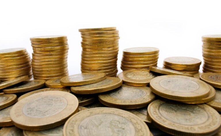 Best High-Interest Savings Accounts in 2025