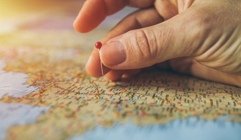 Best Travel Credit Cards for 2025: Get Free Trips and Maximize Your Rewards