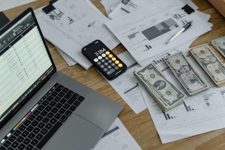 Accelerated Savings in 2025: 10 Expert-Approved Ways to Save Money Fast Without Sacrificing Your Lifestyle